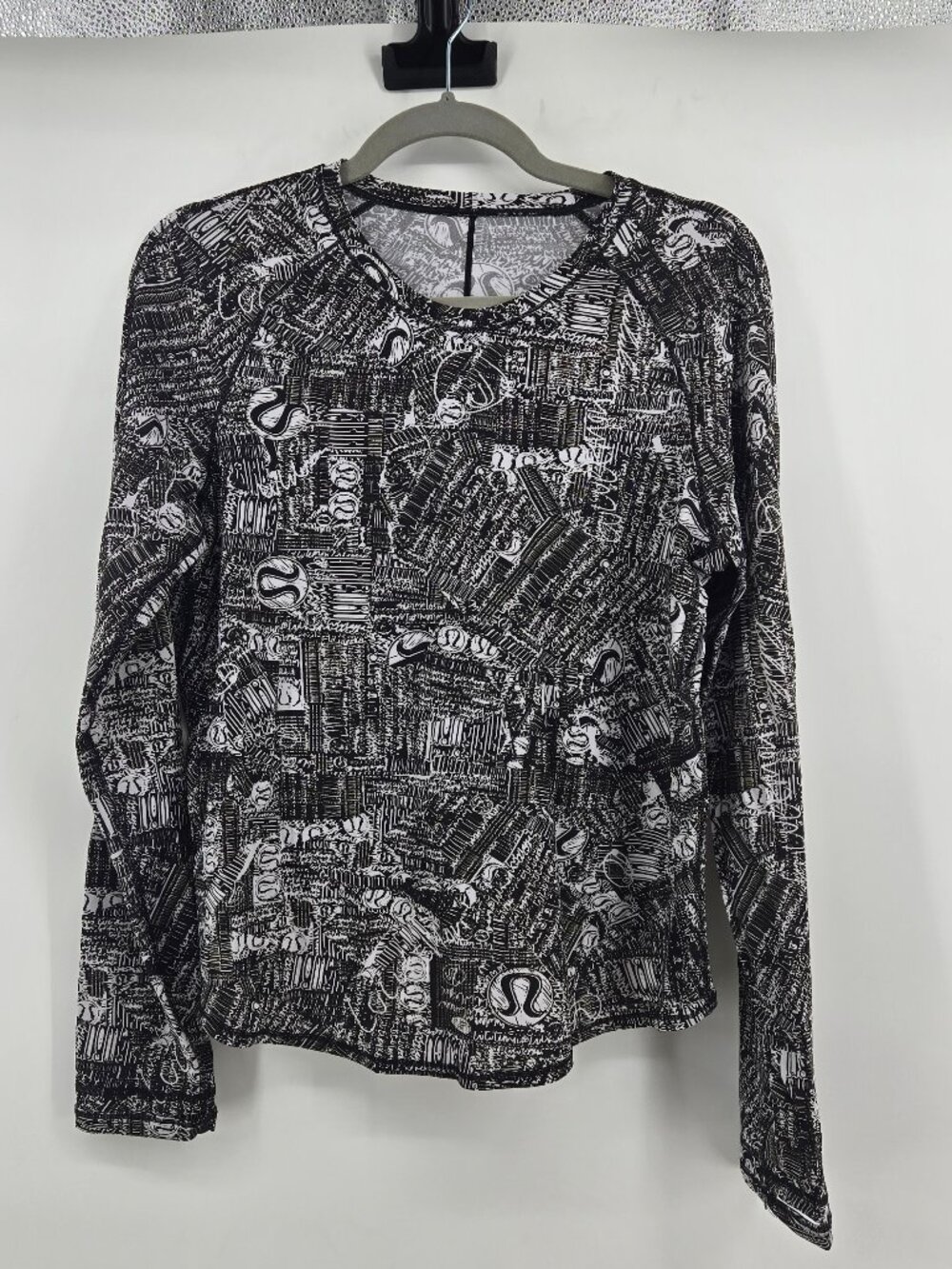 Lululemon Rise and Run Long Sleeve - 10 Tear It Up Alpine White Black - Picture 3 of 6